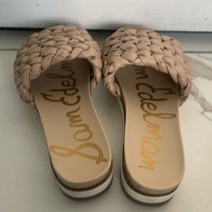Same Edelman sandals size 9